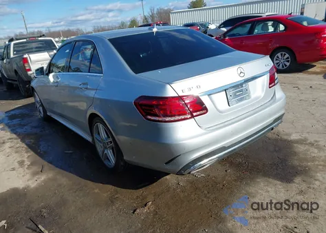 2014 Mercedes-Benz E 350 4Matic z USA, uszkodzony, nr VIN WDDHF8JB0EA882911